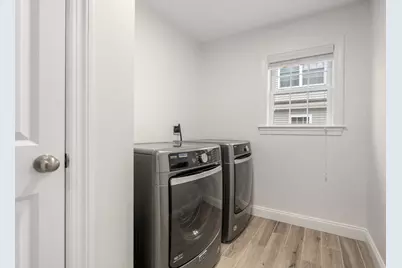 10 Gale St #1, Waltham, MA 02453 - Photo 27