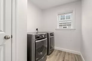 10 Gale St, Waltham, MA 02453 - Photo 27