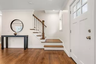 10 Gale St, Waltham, MA 02453 - Photo 9