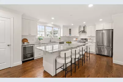 10 Gale St #1, Waltham, MA 02453 - Photo 19