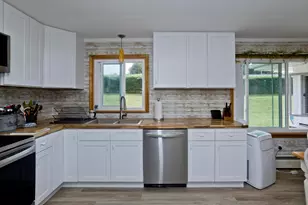 41 Marlborough St, Chicopee, MA 01020 - Photo 5