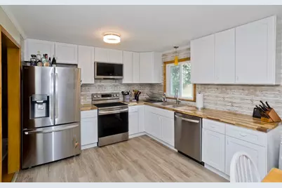 41 Marlborough St, Chicopee, MA 01020 - Photo 9