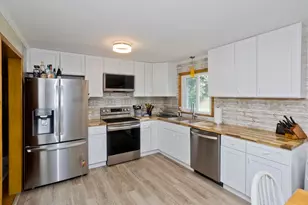 41 Marlborough St, Chicopee, MA 01020 - Photo 9