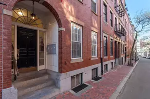 62 W Cedar St, Boston, MA 02114 - Photo 15