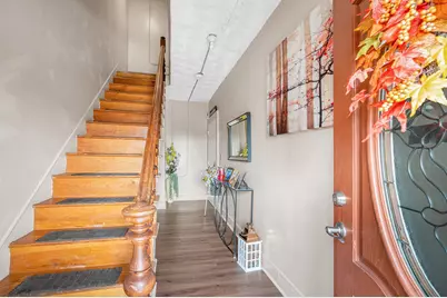 27 West 5th Street #2, Lowell, MA 01850 - Photo 5