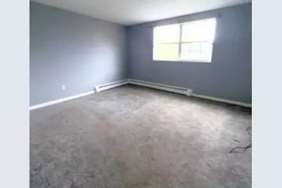 345 Hildreth St #21, Lowell, MA 01850 - Photo 9