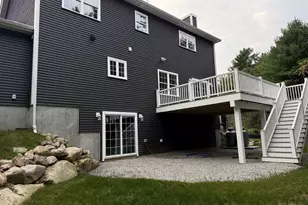 81 Park Dr, Acushnet, MA 02743 - Photo 5