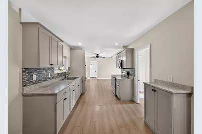 9 Highland St, Boylston, MA 01505 - Photo 3