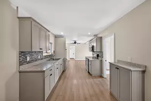 9 Highland St, Boylston, MA 01505 - Photo 3