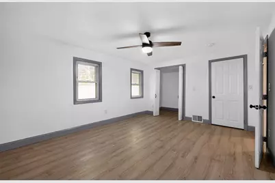 9 Highland St, Boylston, MA 01505 - Photo 13
