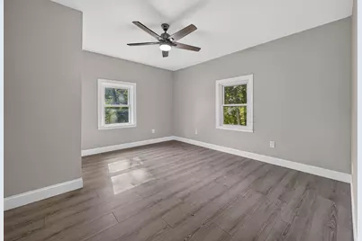 9 Highland St, Boylston, MA 01505 - Photo 7