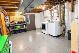 117 Lexington Ave, Lowell, MA 01854 - Photo 33