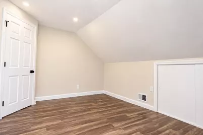 117 Lexington Ave, Lowell, MA 01854 - Photo 15