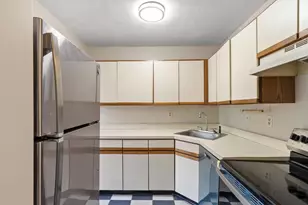 1409 Commonwealth Ave, Boston, MA 02135 - Photo 11