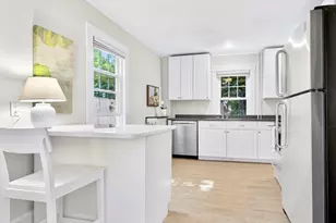 39 Twitchell, Wellesley, MA 02482 - Photo 5