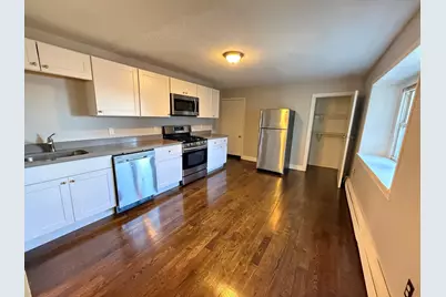 14 Cross St East #2, Somerville, MA 02145 - Photo 5