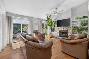 2 Monument Dr, Westport, MA 02790 - Photo 11