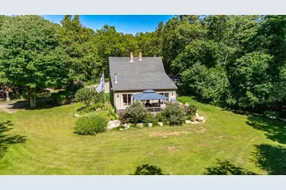 2 Monument Dr, Westport, MA 02790 - Photo 33