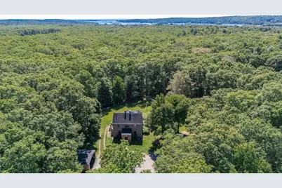 2 Monument Dr, Westport, MA 02790 - Photo 3
