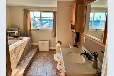 16 Middle St, Fairhaven, MA 02719 - Photo 19