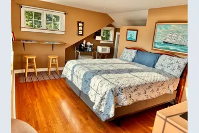 16 Middle St, Fairhaven, MA 02719 - Photo 13