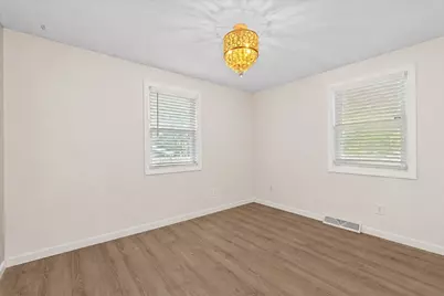 19 Cypress St, Oxford, MA 01540 - Photo 15
