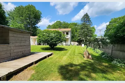19 Cypress St, Oxford, MA 01540 - Photo 37