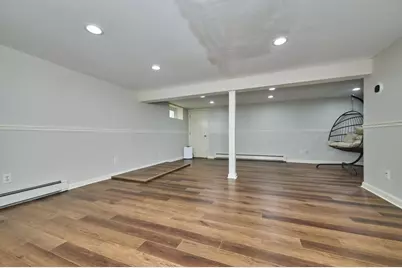 13 Forbes Ave, Burlington, MA 01803 - Photo 19