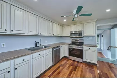 13 Forbes Ave, Burlington, MA 01803 - Photo 7