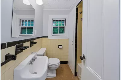 22 Linden Street #B, Framingham, MA 01702 - Photo 13