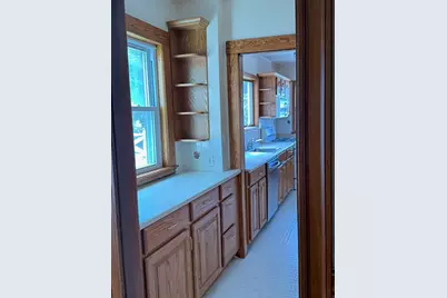 66 Matignon, Cambridge, MA 02140 - Photo 5