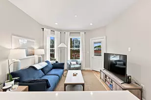 35 Somerset, Winthrop, MA 02152 - Photo 5