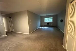 49 Windsor Dr, Holliston, MA 01746 - Photo 3