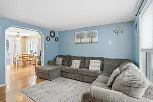 66 Buttonwood Ave, Sutton, MA 01590 - Photo 3