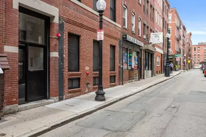 166-168 Salem Street #7, Boston, MA 02113 - Photo 19
