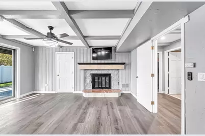 10 Robert Dr, Holyoke, MA 01040 - Photo 29