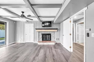 10 Robert Dr, Holyoke, MA 01040 - Photo 29