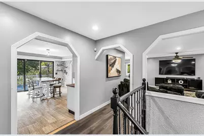 10 Robert Dr, Holyoke, MA 01040 - Photo 3