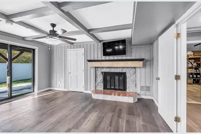 10 Robert Dr, Holyoke, MA 01040 - Photo 31
