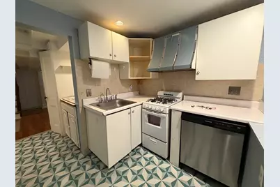 10 Lindall Pl. #5, Boston, MA 02114 - Photo 7