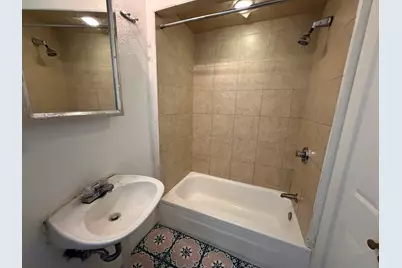 10 Lindall Pl. #5, Boston, MA 02114 - Photo 15