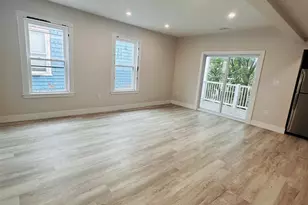 761 Columbia Rd, Boston, MA 02125 - Photo 3