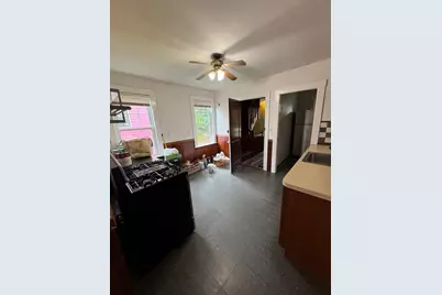 65 Draper St #2, Boston, MA 02122 - Photo 5