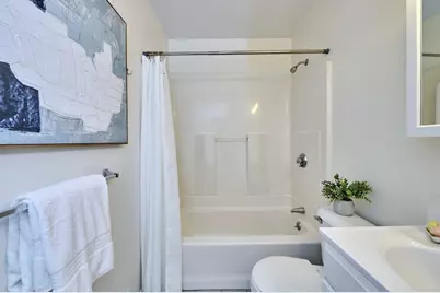 9 Mullins Ct. #D, Cambridge, MA 02141 - Photo 9
