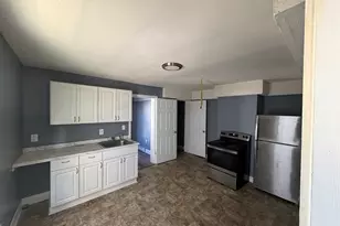 464 Central St, Lowell, MA 01852 - Photo 1