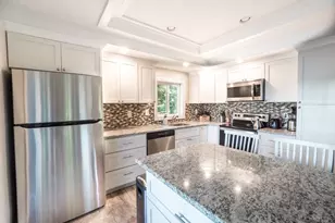 17 Lakeview Dr, Leicester, MA 01524 - Photo 5