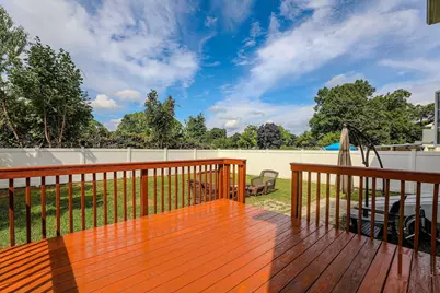 122 Ambrose St, Springfield, MA 01109 - Photo 31