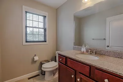 122 Ambrose St, Springfield, MA 01109 - Photo 19