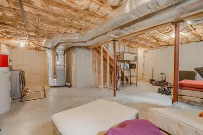 122 Ambrose St, Springfield, MA 01109 - Photo 29