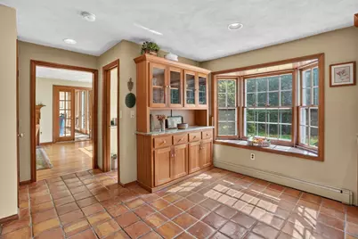31 Brown St, Andover, MA 01810 - Photo 7